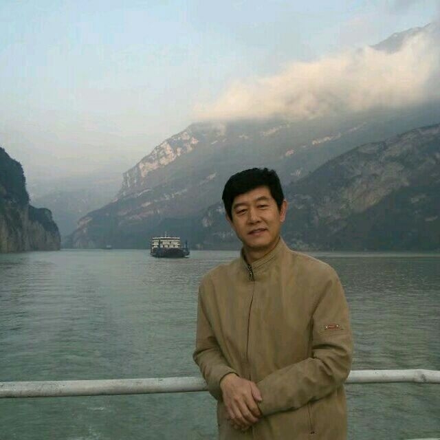 优秀善良1.78的第一张照片--泰州相亲服务中心