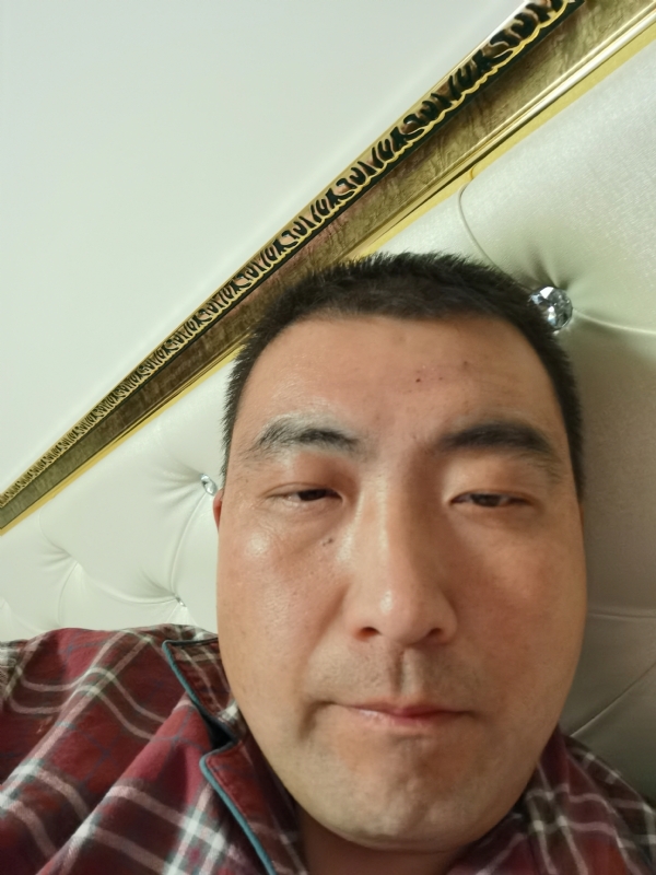 紫夜的第一张照片--泰州相亲服务中心