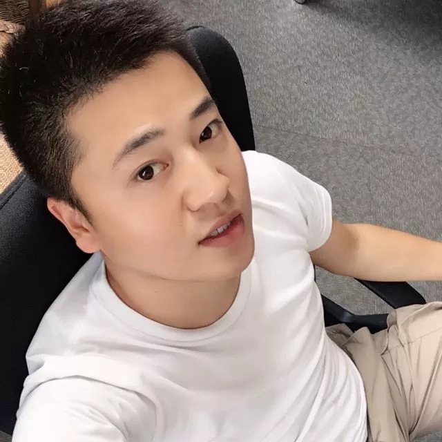 稻草人的第一张照片--泰州相亲服务中心