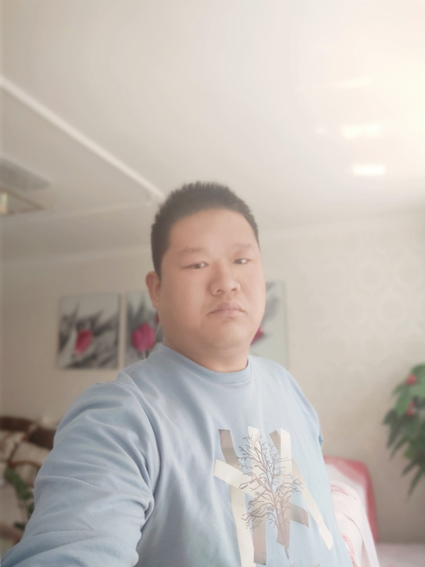 别无选择的第一张照片--泰州相亲服务中心