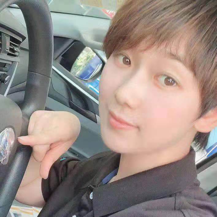 燕子的第一张照片--泰州相亲服务中心