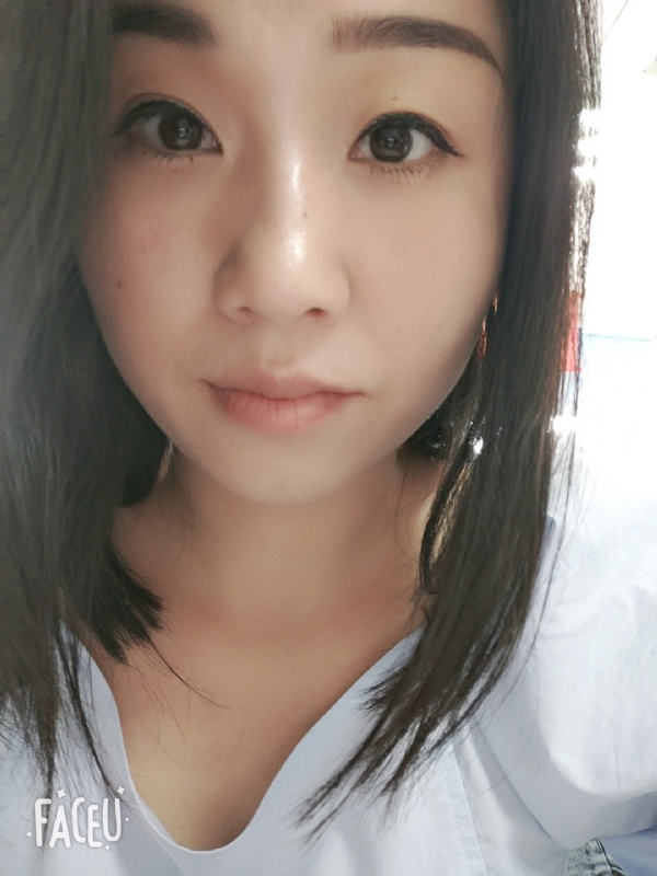 安然自若的第一张照片--泰州相亲服务中心
