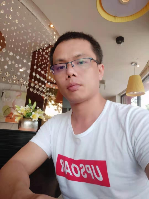 叶寒君的第三张照片--泰州相亲服务中心