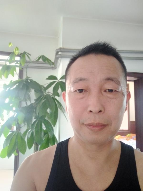 简单快乐百姓网的第一张照片--泰州相亲服务中心