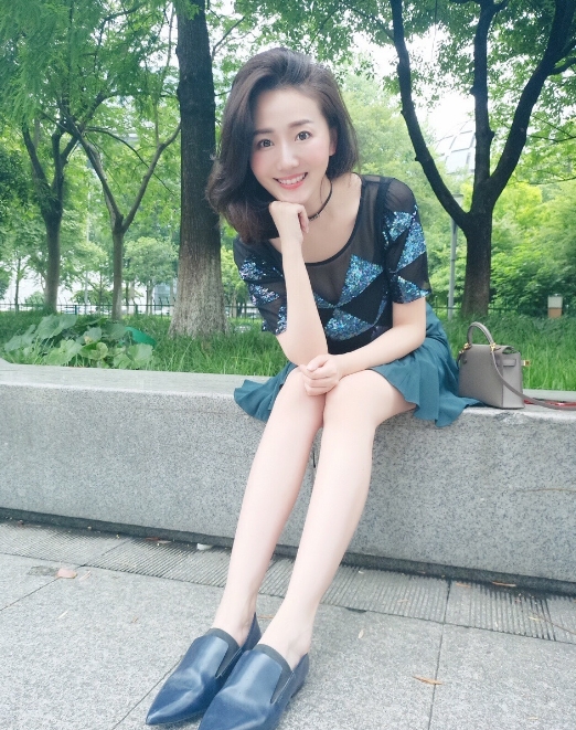 Leanna的第三张照片--泰州相亲服务中心