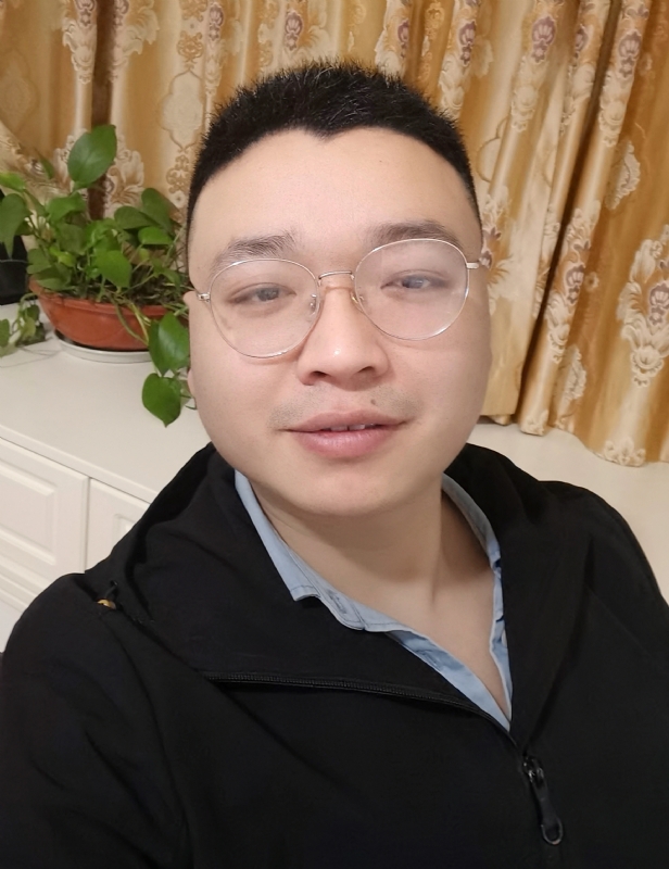 华哥的第二张照片--泰州相亲服务中心