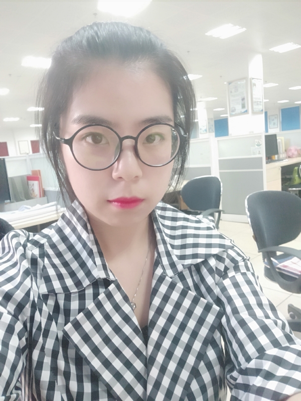 莹莹的第一张照片--泰州相亲服务中心