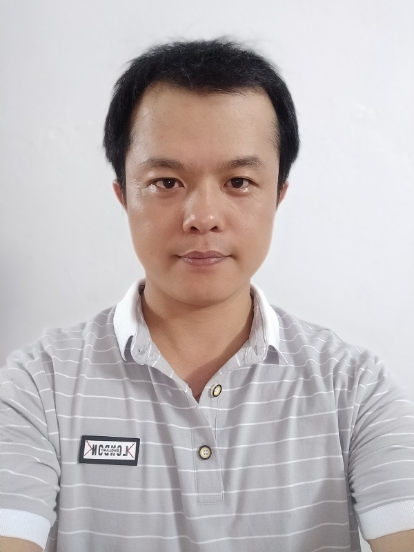 冰河的第二张照片--泰州相亲服务中心