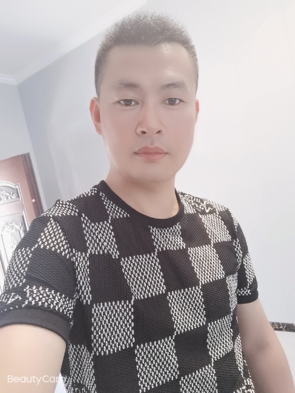 快乐无罪的第一张照片--泰州相亲服务中心