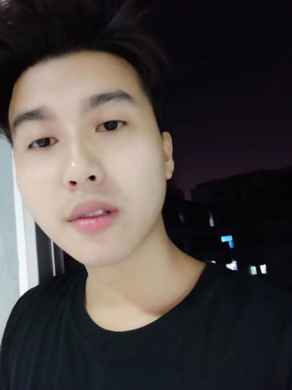 皮特王的第二张照片--泰州相亲服务中心
