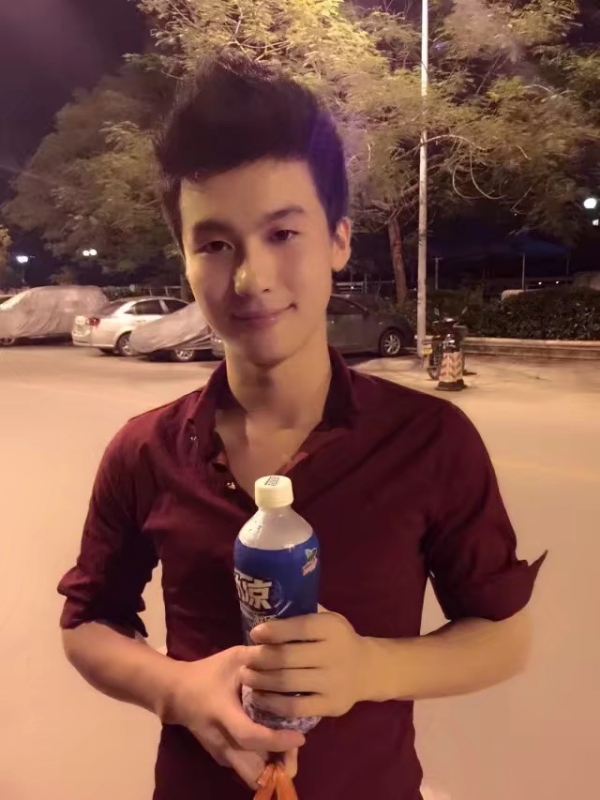 皮特王的第三张照片--泰州相亲服务中心