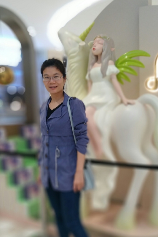 霞的第一张照片--泰州相亲服务中心
