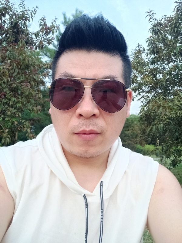 等风来的第二张照片--泰州相亲服务中心