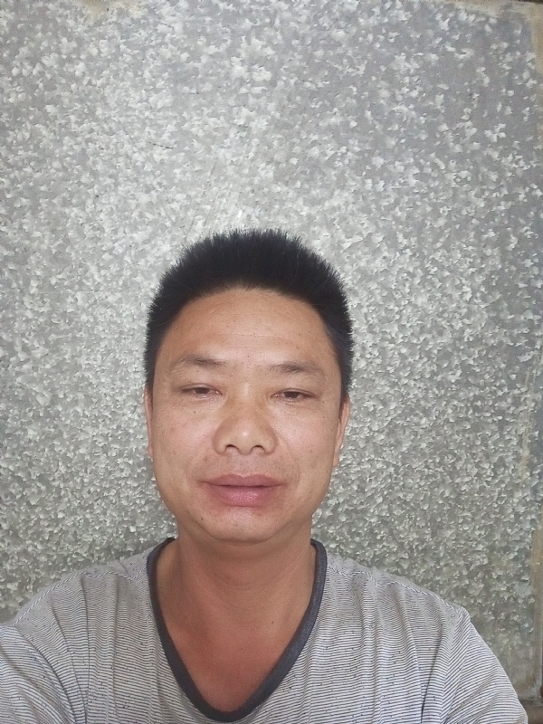 白茫茫的第一张照片--泰州相亲服务中心