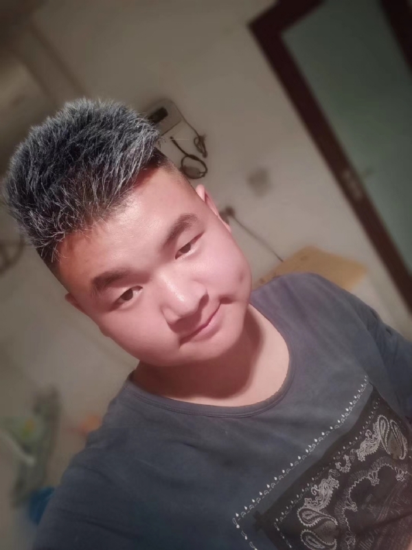 李子木的第二张照片--泰州相亲服务中心