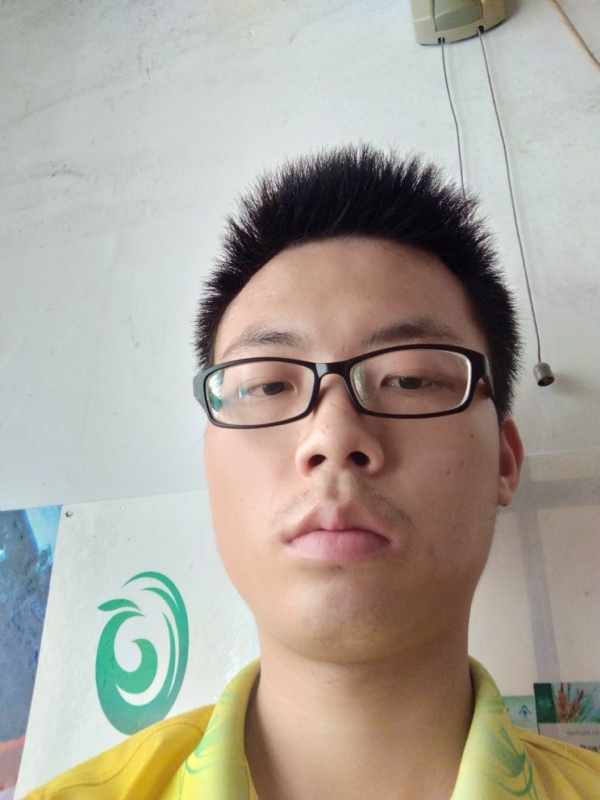 舒荷的第一张照片--泰州相亲服务中心