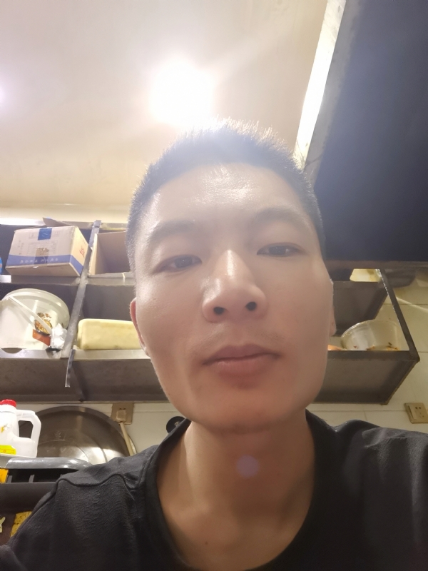 邹先生的第一张照片--泰州相亲服务中心