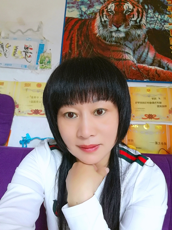 金鱼儿的第二张照片--泰州相亲服务中心