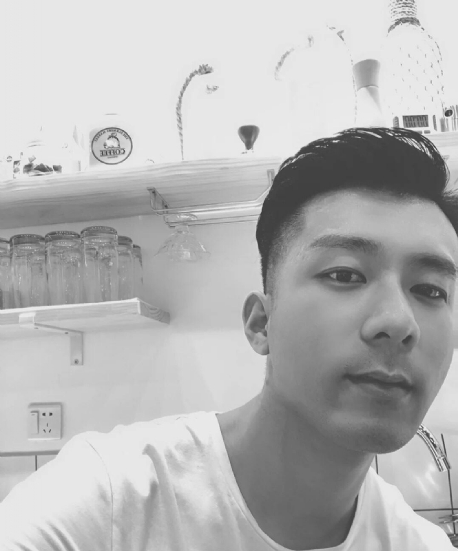 jimmy的第一张照片--泰州相亲服务中心