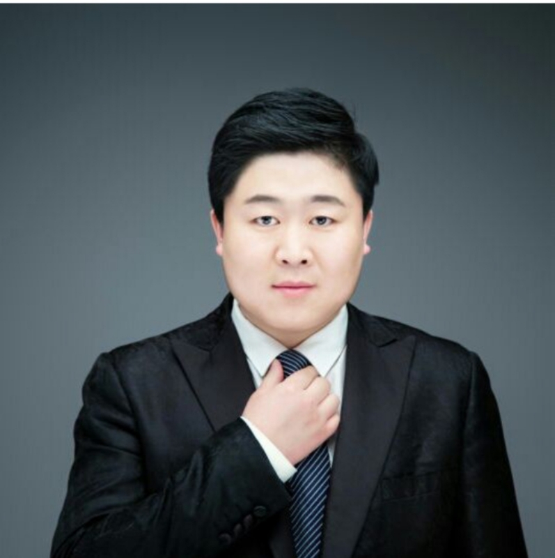 迷途小书童的第一张照片--泰州相亲服务中心