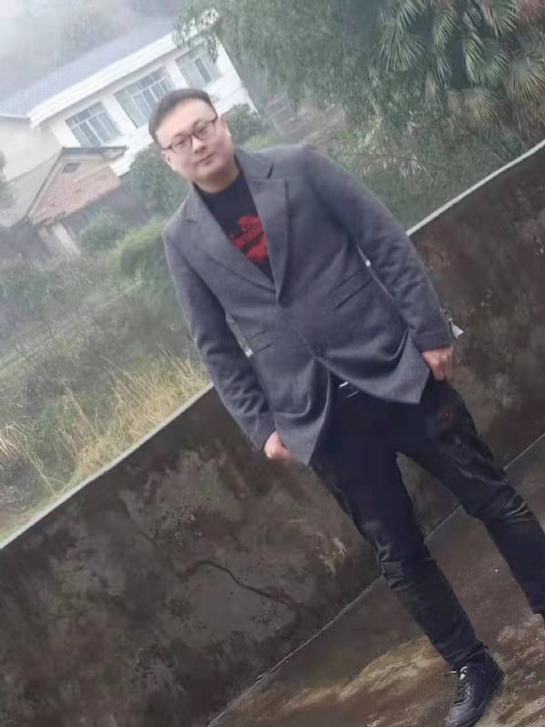 冰城的第一张照片--泰州相亲服务中心