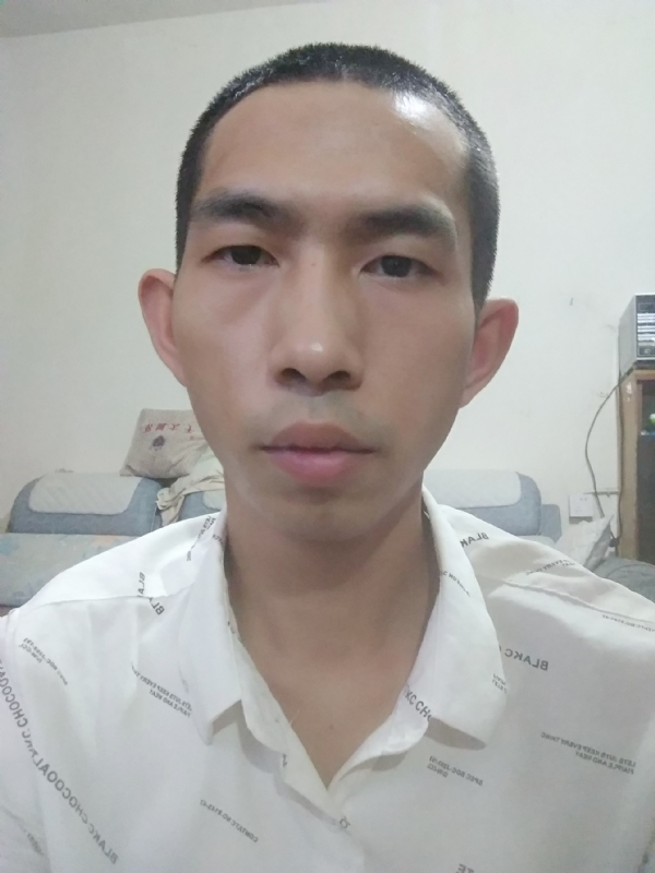 惜颜的第一张照片--泰州相亲服务中心