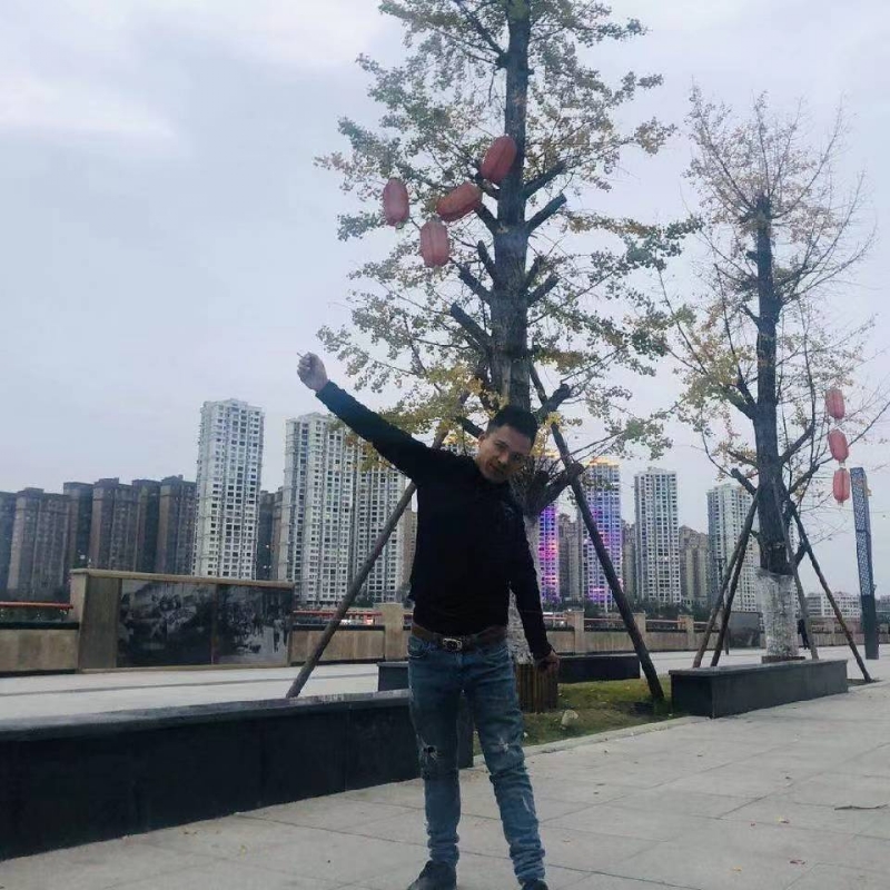 空空的房间的第一张照片--泰州相亲服务中心