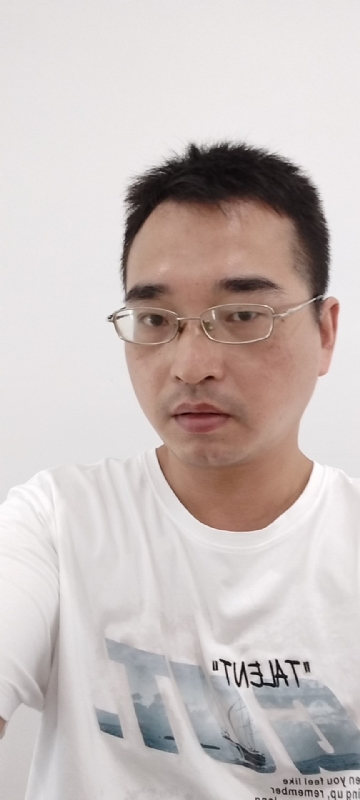 辉哥的第二张照片--泰州相亲服务中心