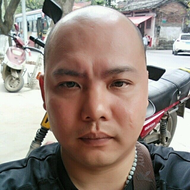 开心就好的第一张照片--泰州相亲服务中心