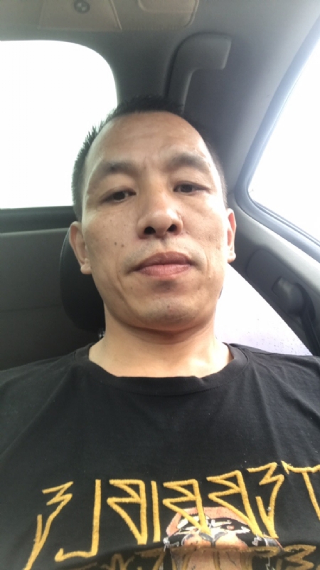 迷茫的第一张照片--泰州相亲服务中心