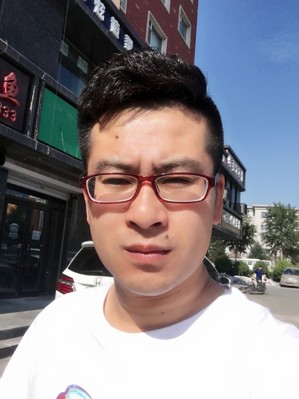 AA首席的第一张照片--泰州相亲服务中心
