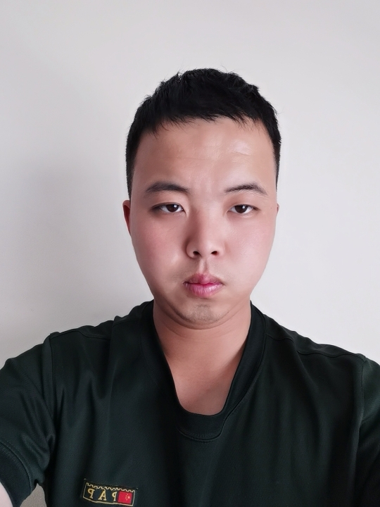 明月天涯的第一张照片--泰州相亲服务中心