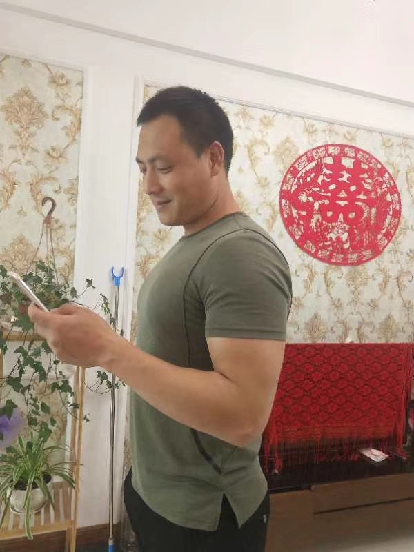 旧时相识的第三张照片--泰州相亲服务中心
