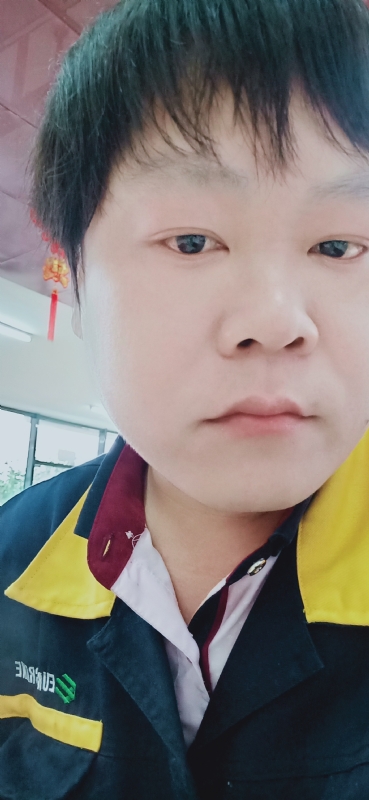三哥哥的第一张照片--泰州相亲服务中心
