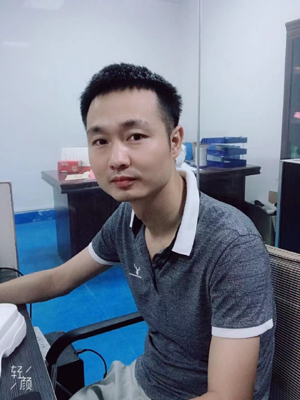 不忘初心的第一张照片--泰州相亲服务中心