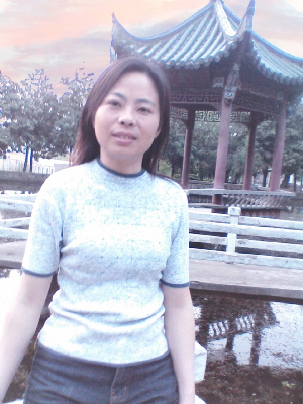 小草的第一张照片--泰州相亲服务中心