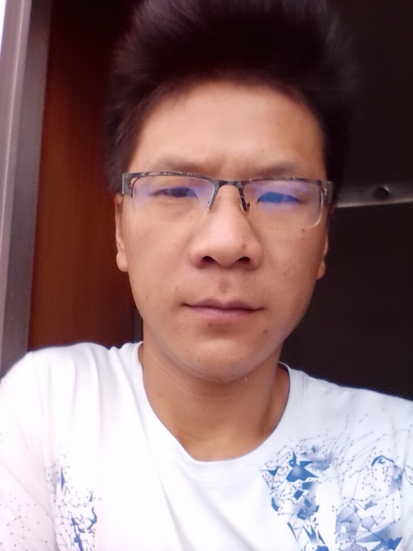 听雨的第一张照片--泰州相亲服务中心