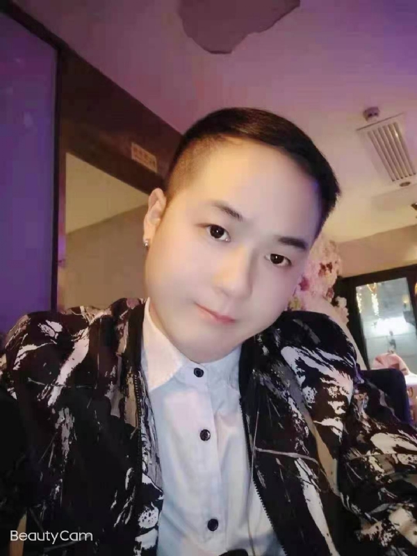 放弃一切，从头再来的第一张照片--泰州相亲服务中心