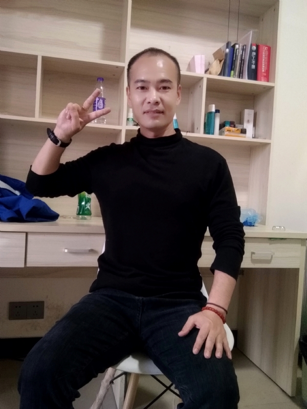 熊大与熊二的第一张照片--泰州相亲服务中心