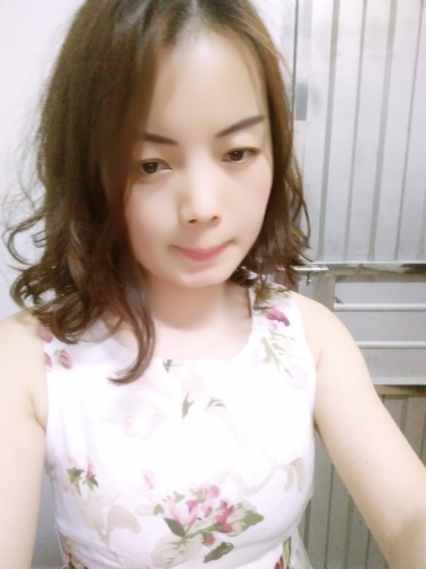 蓝色的鱼的第一张照片--泰州相亲服务中心