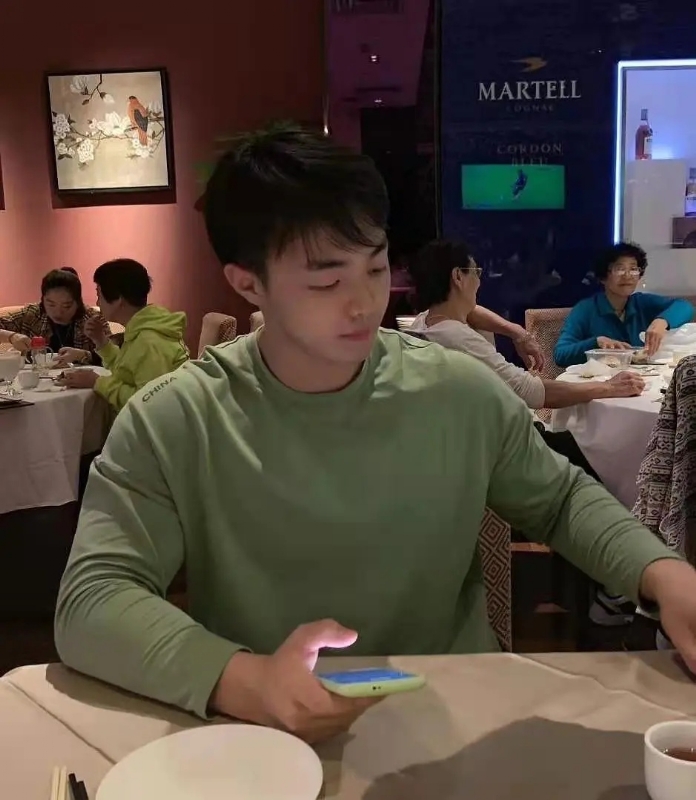 la的第一张照片--泰州相亲服务中心