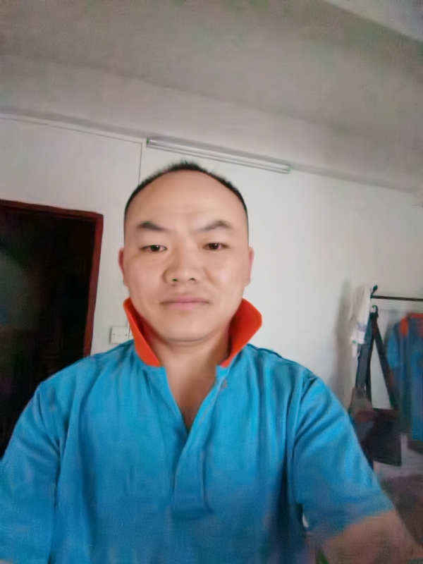 与子携老的第五张照片--泰州相亲服务中心