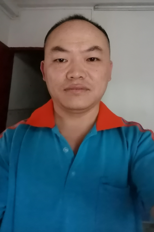 与子携老的第八张照片--泰州相亲服务中心