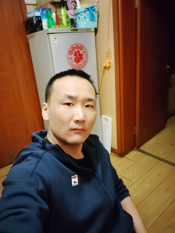 子昂的第一张照片--泰州相亲服务中心