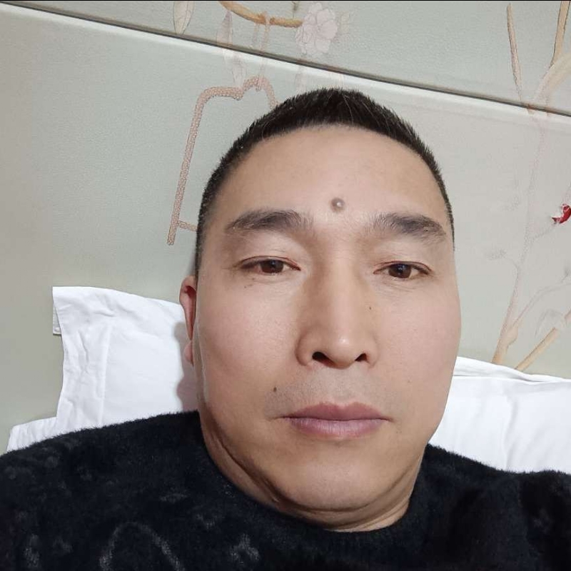 痴情男的第一张照片--泰州相亲服务中心