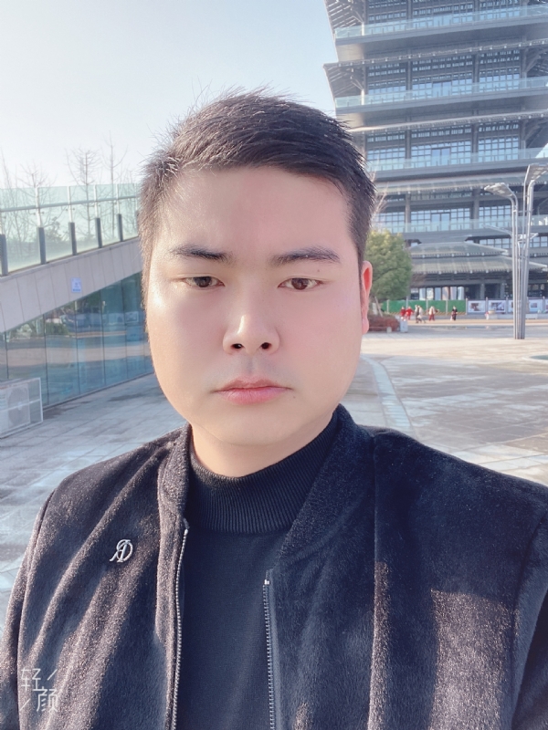 南心遥的第一张照片--泰州相亲服务中心