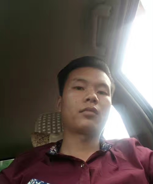 单亲爸爸的第一张照片--泰州相亲服务中心