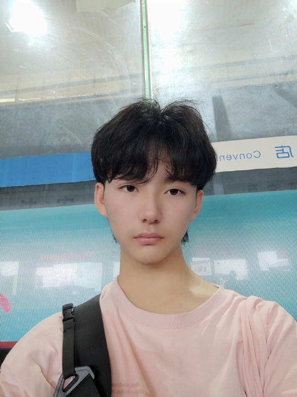 钱嘉豪的第二张照片--泰州相亲服务中心