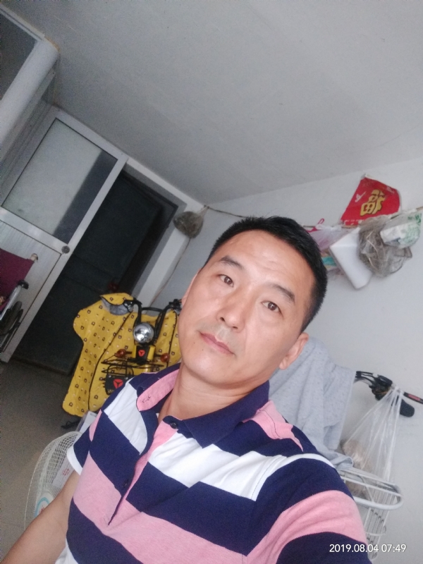 啊豹的第一张照片--泰州相亲服务中心