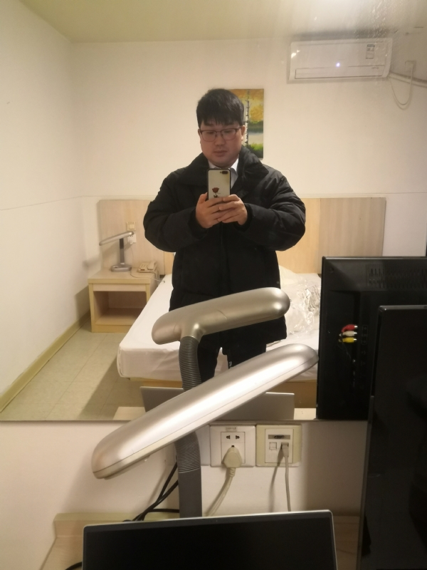 胡先生的第二张照片--泰州相亲服务中心